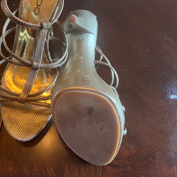 Aldo Gold Strappy Sandal - Picture 3 of 4
